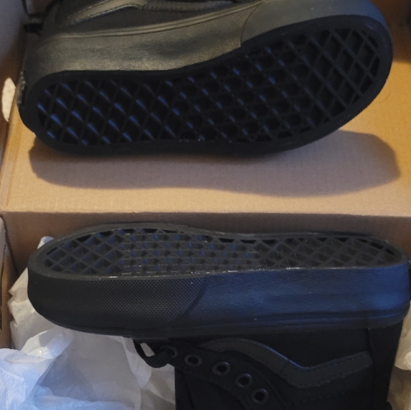 Vans Size 10.5 Black/Negro - Picture 4 of 6